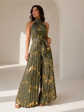 NEW -  Sleeveless Ruffle Collar Elegant Women's Wide Leg‎ Jumpsuit